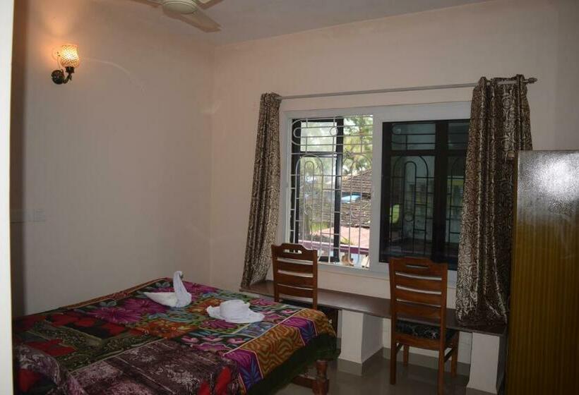 标准间带阳台, Dalia Guest House