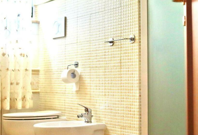 Номер Стандарт Вид на Бассейн, Villa Gialla