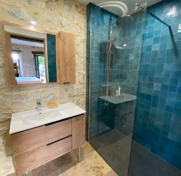 标准三人间, Chambre D’hôte Dans Maison De Charme