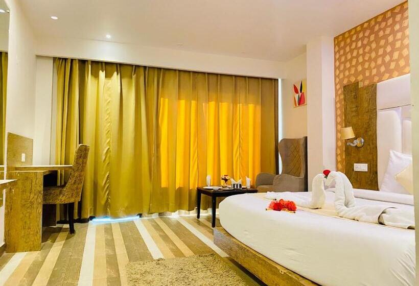 스탠다드 룸 킹사이즈 침대, Aachman Nature Valley Resort Shimla