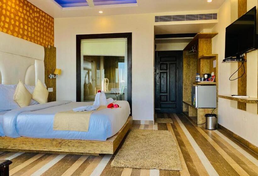 스탠다드 룸 킹사이즈 침대, Aachman Nature Valley Resort Shimla