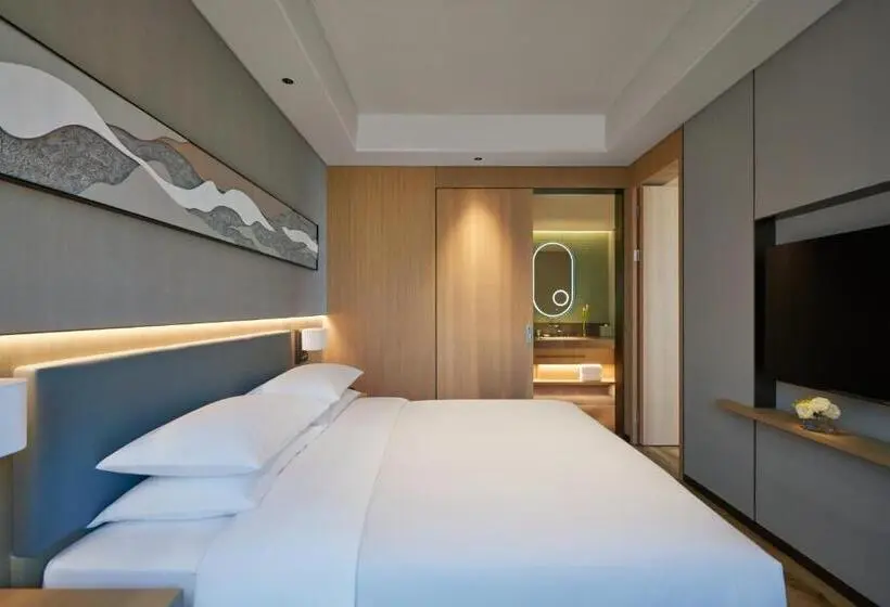 キングサイズベッドのスイートルーム, Hyatt Place Huangshan Train Station