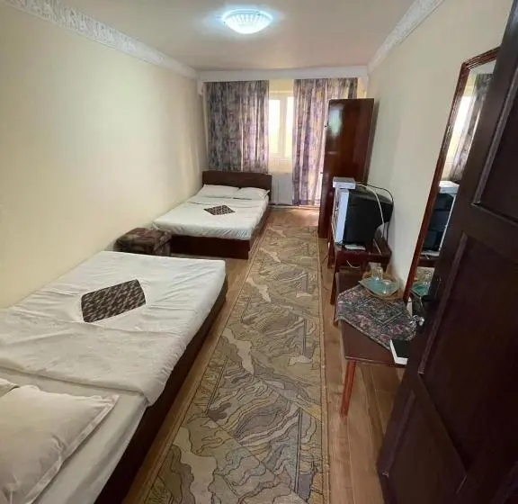 浴室共有スタンダード４人用ルーム, Motel Orion