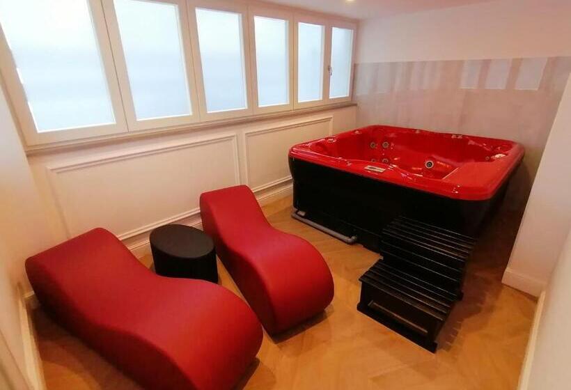 סוויטה עם ג'קוזי, Xbusiness