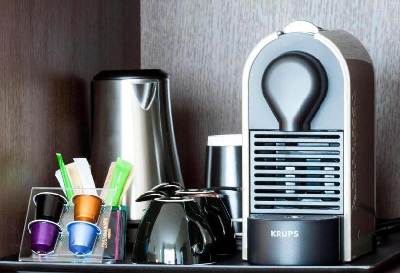 Номер Superior с Видом, Ac Hotel By Marriott Paris Le Bourget Airport