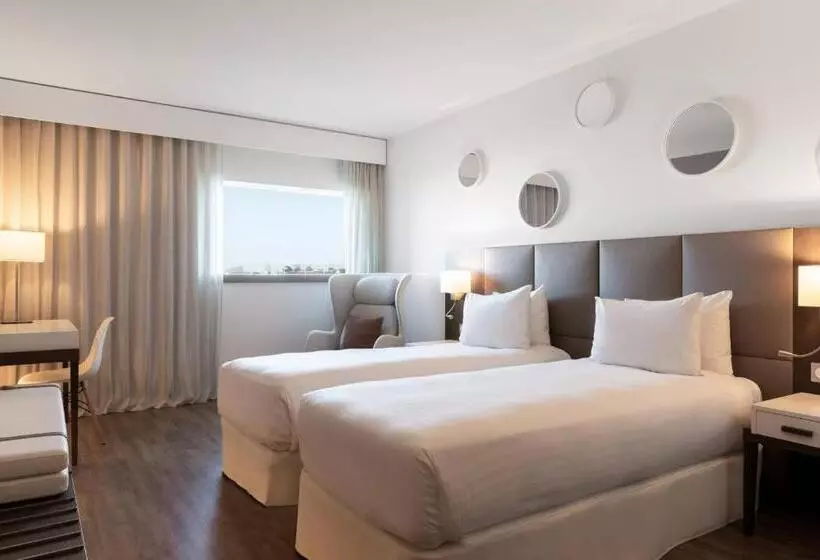 スタンダードルーム, Ac Hotel By Marriott Paris Le Bourget Airport