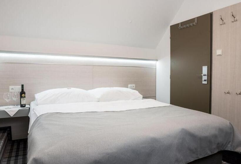 标准间, Horský Hotel Dobrá Chata