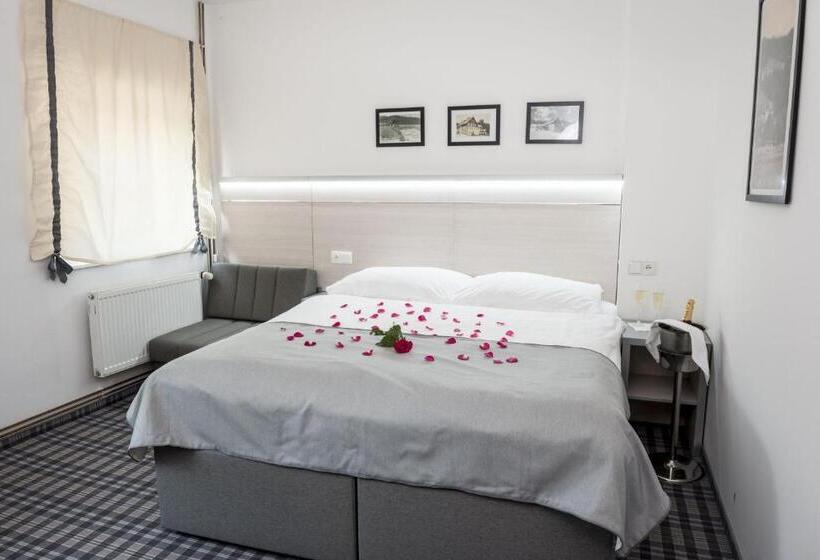 标准三人间, Horský Hotel Dobrá Chata