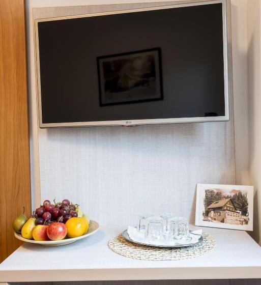 标准三人间, Horský Hotel Dobrá Chata