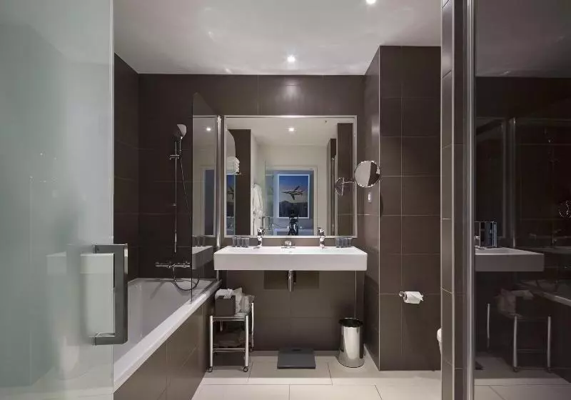 スタンダードルーム, Ac Hotel By Marriott Paris Le Bourget Airport
