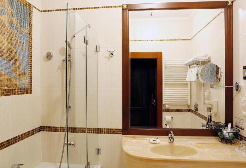 标准间, Aqua Marina