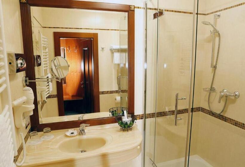 标准间, Aqua Marina