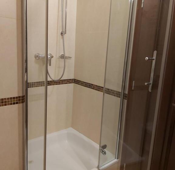 标准单人间, Aqua Marina