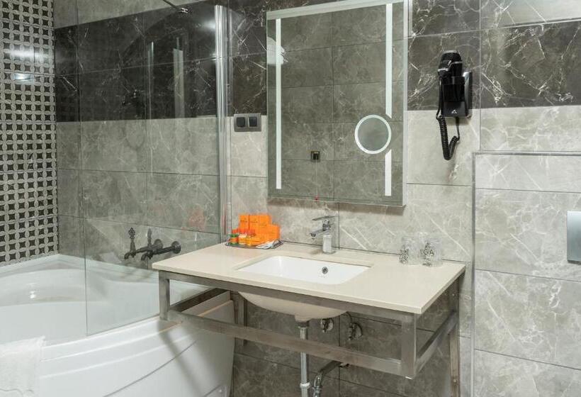 اتاق خانوادگی, Doğa Thermal Health & Spa