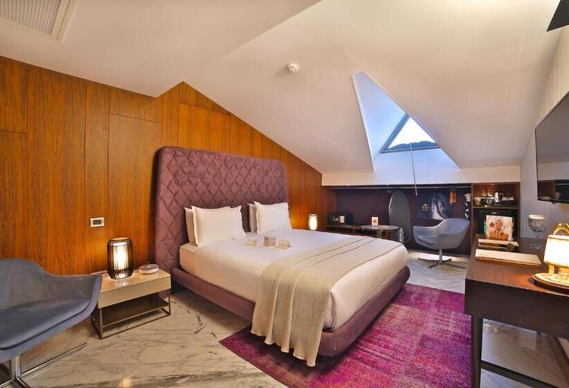プレミアムスイート, Dosso Dossi Hotels & Spa Downtown