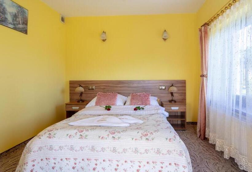 1ベッドルームアパートメント, Goralski Raj