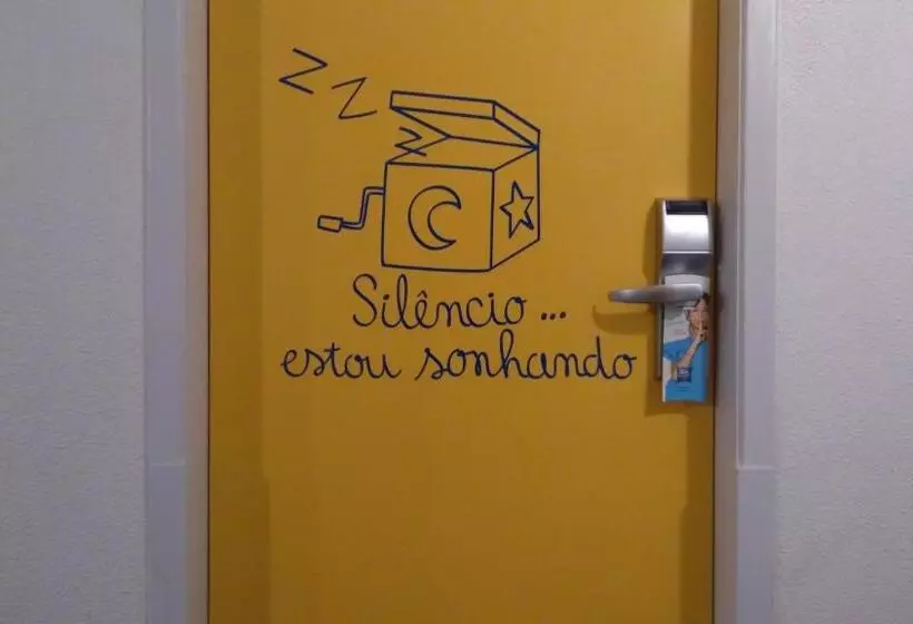 スタンダードトリプルルーム, Ibis Budget Curitiba Centro