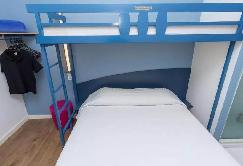 スタンダードトリプルルーム, Ibis Budget Curitiba Centro