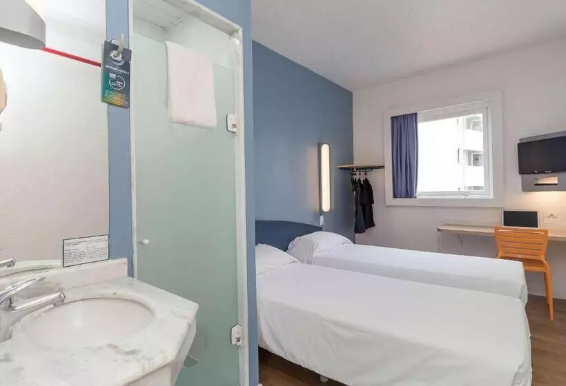スタンダードルーム, Ibis Budget Curitiba Centro