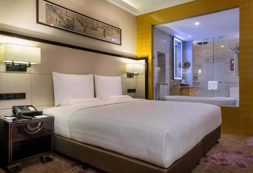 Deluxe-huone King-vuode, Pullman Qingdao Ziyue
