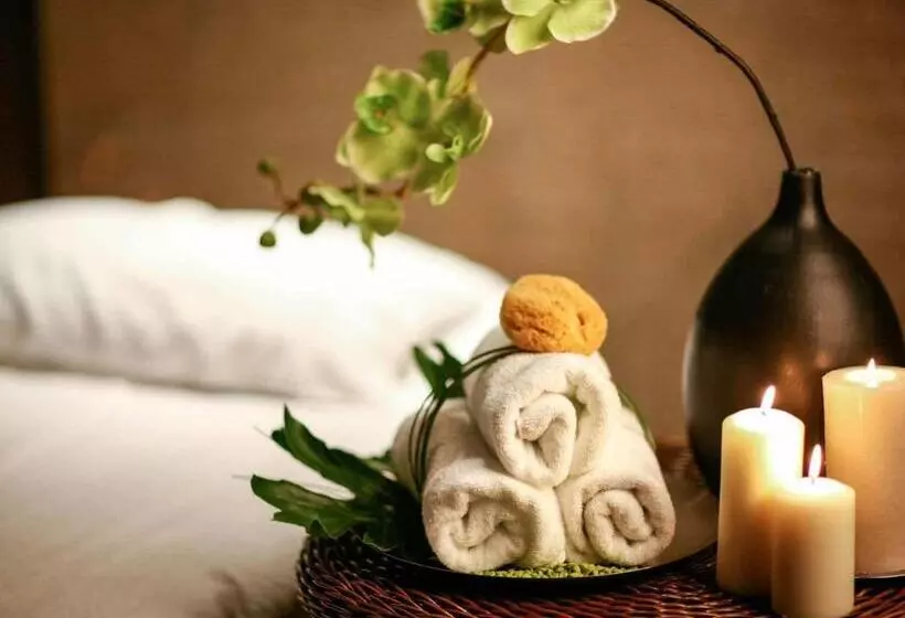 Deluxe-huone King-vuode, Pullman Qingdao Ziyue