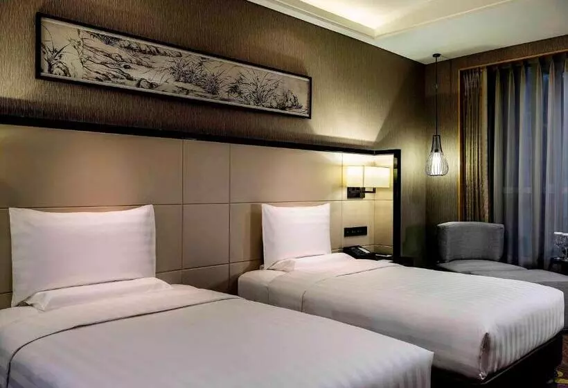 Deluxe-huone, Pullman Qingdao Ziyue