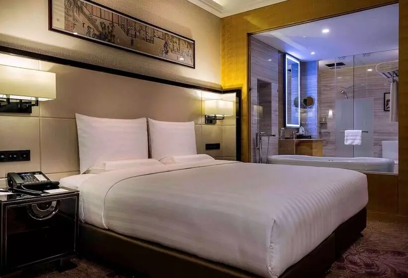 Deluxe-huone, Pullman Qingdao Ziyue