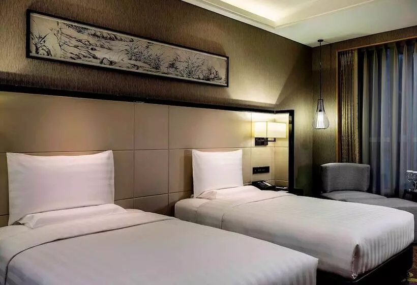 Deluxe-huone, Pullman Qingdao Ziyue