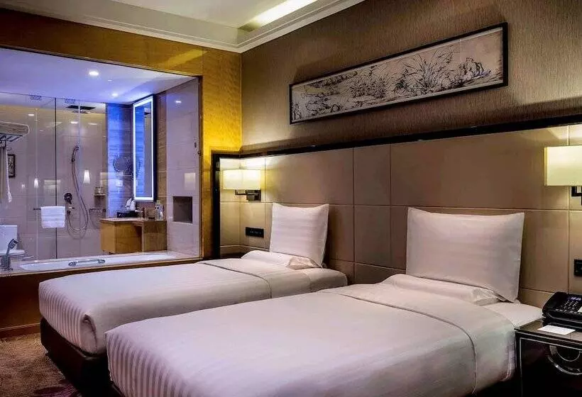 Deluxe-huone, Pullman Qingdao Ziyue
