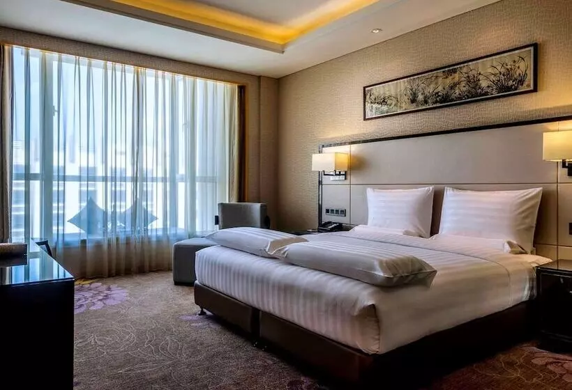 Deluxe-huone, Pullman Qingdao Ziyue
