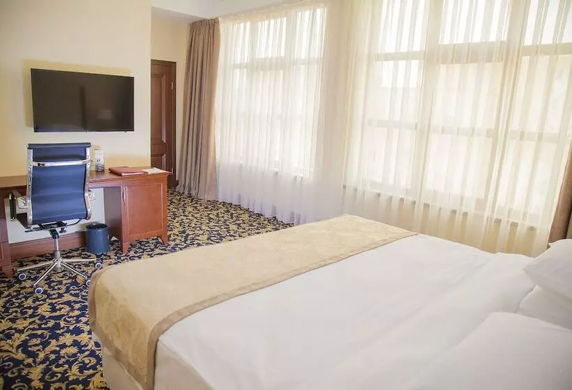 آپارتمان 1 خوابه, Ramada By Wyndham Almaty