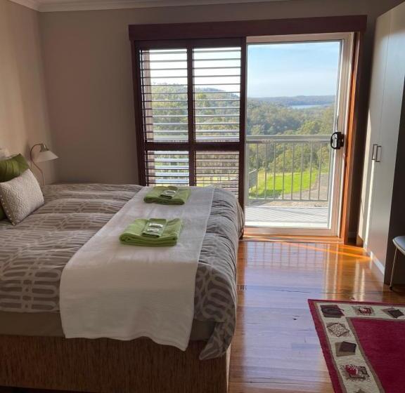 اتاق سوپریور با تخت بزرگ, Sinclairs Country Retreat