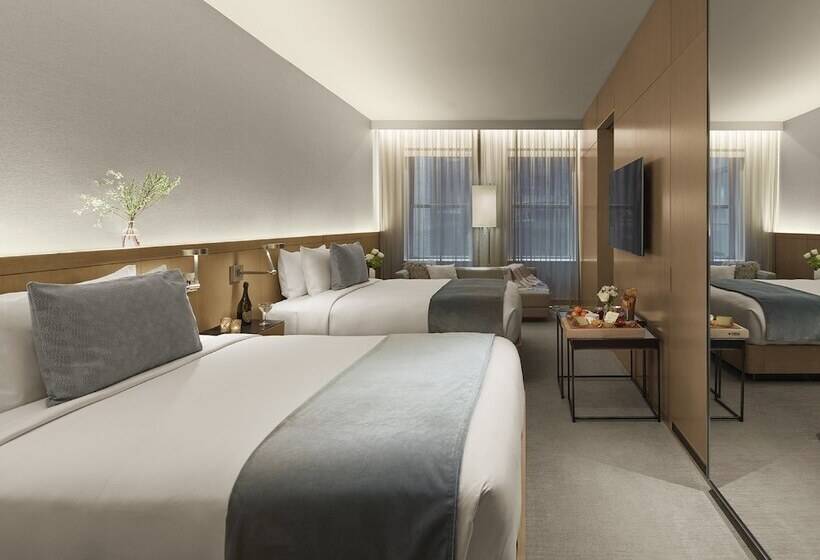 غرفة سوبيريور, The Knickerbocker