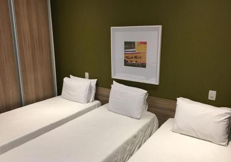 Deluxe Kolmen Hengen Huone, Dom Barra