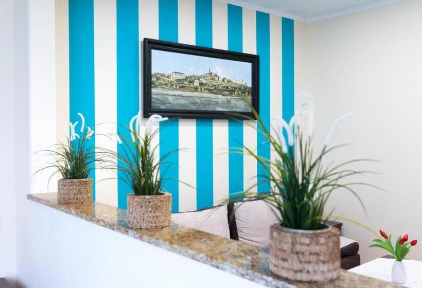 Апартаменты 1 Спальня, Noclegi Grill Solo