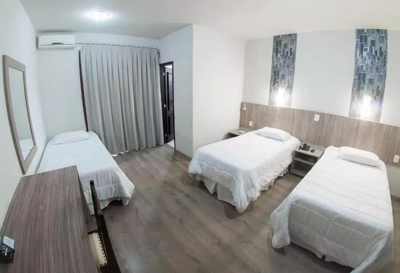 デラックストリプルルーム, Olinda Hotel E Eventos