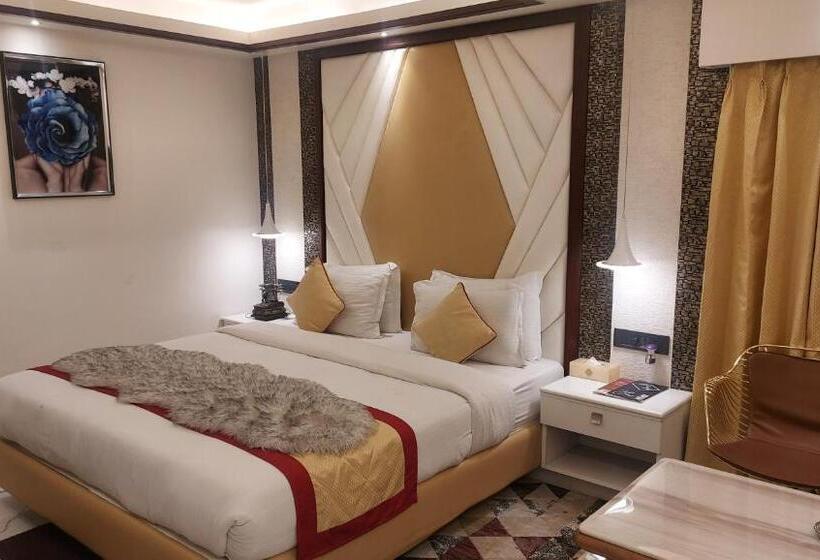 Президентский Люкс, Manila