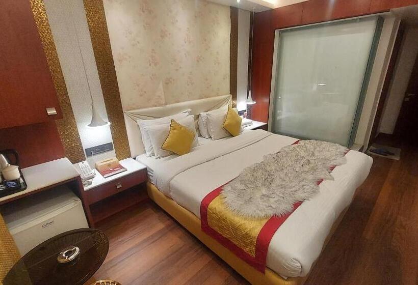 سوییت سوپریور, Manila