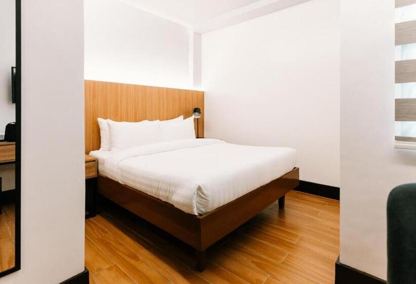 デラックスルーム, El Sancho