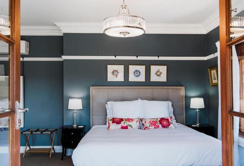 발코니가 있는 스위트, Enfield House Mudgee