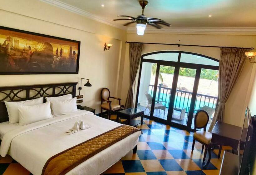 חדר סטנדרט נוף לבריכה, Lagoon Sarovar Premiere Resort Pondicherry