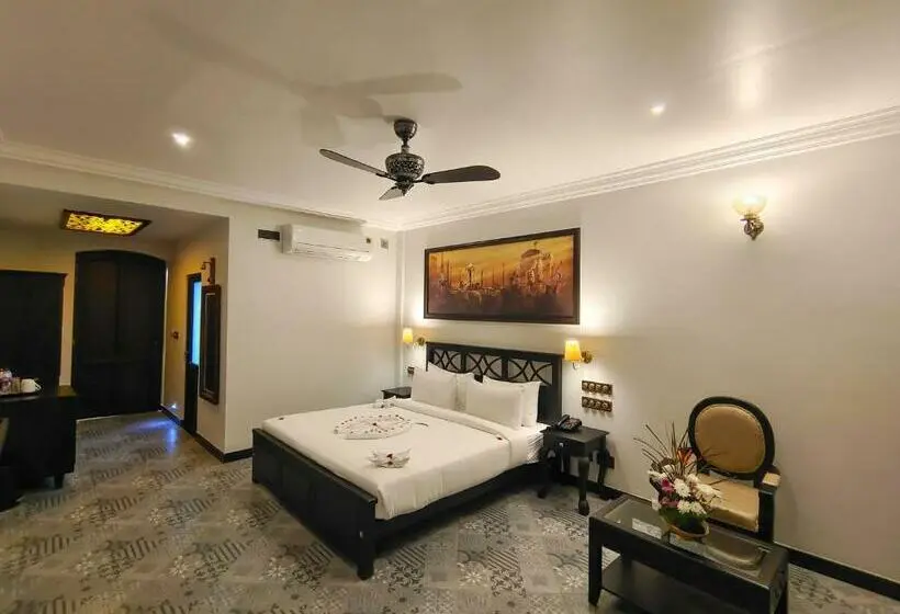 デラックスルーム, Lagoon Sarovar Premiere Resort   Pondicherry