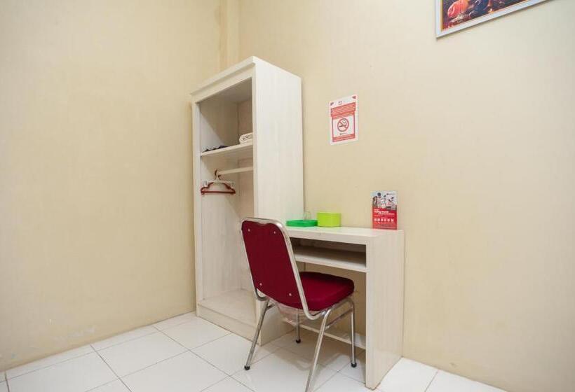 غرفة قياسية, Reddoorz Near Universitas Muhammadiyah Pringsewu