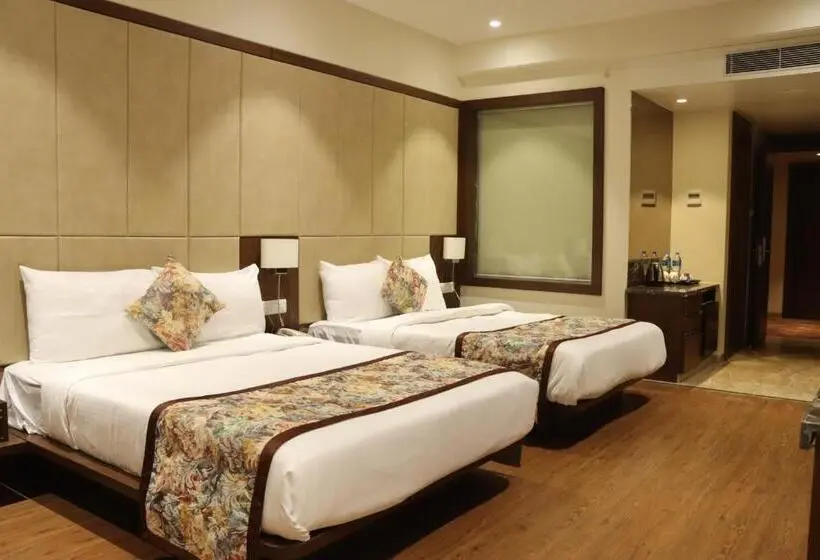 プレミアム４ベッドルーム, Pride Hotel Bhopal