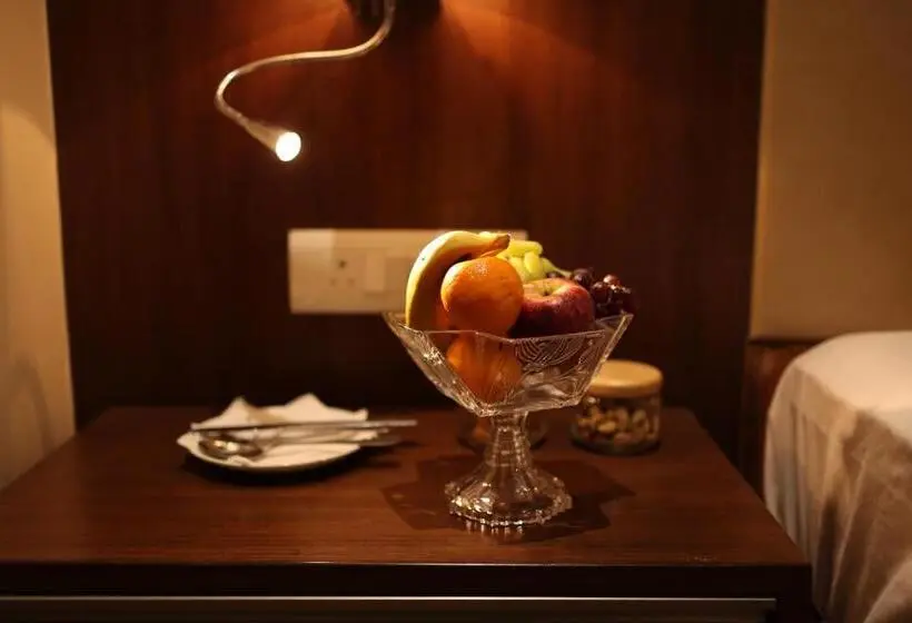 プレミアム４ベッドルーム, Pride Hotel Bhopal