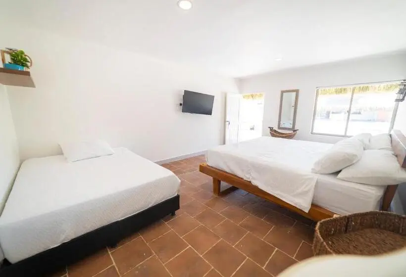 スタンダード４人部屋, Quinta Del Mar Crystal Beach