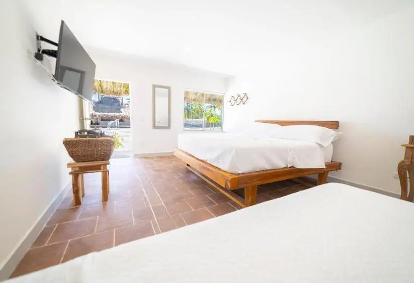 スタンダード４人部屋, Quinta Del Mar Crystal Beach