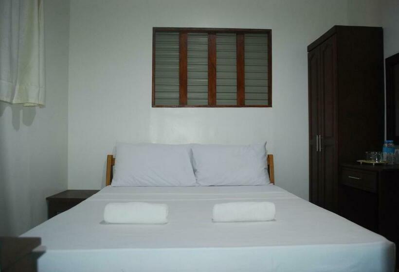 اتاق استاندارد, 13 Ways Room Rentals