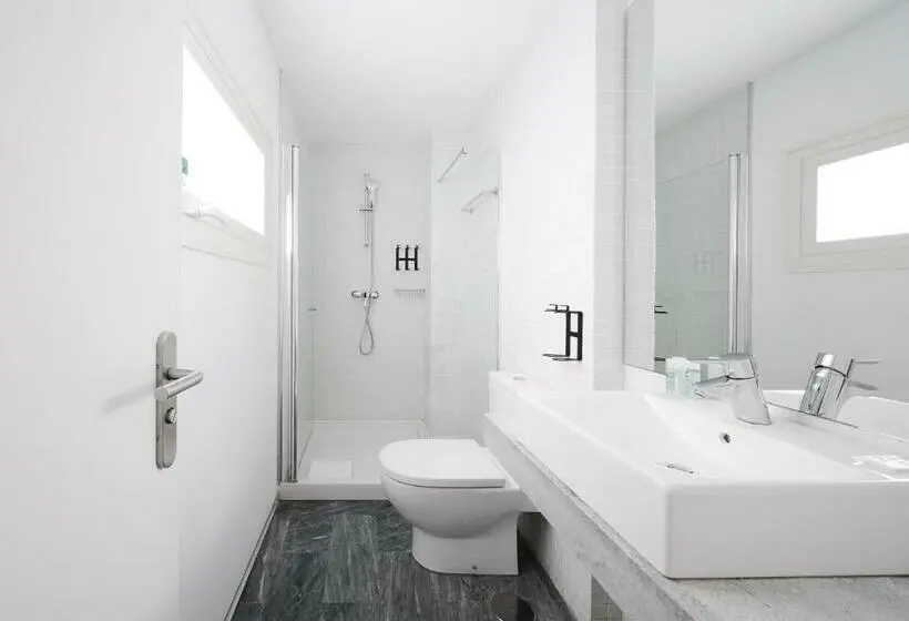 آپارتمان 1 خوابه با بالکن, Numa I Jondo Apartments