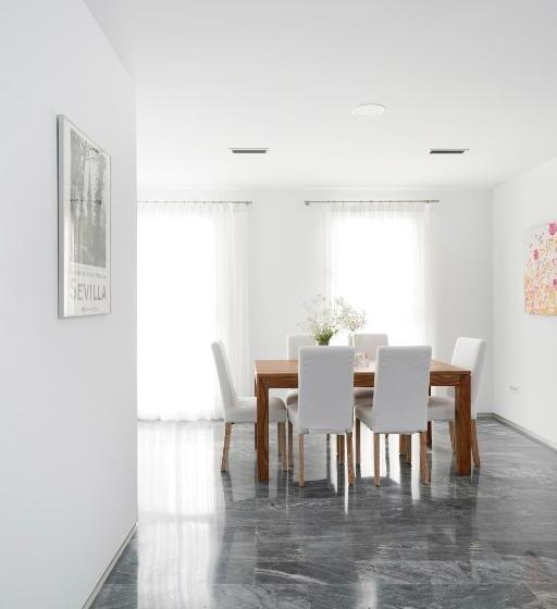 Cameră Duplex, Numa I Jondo Apartments